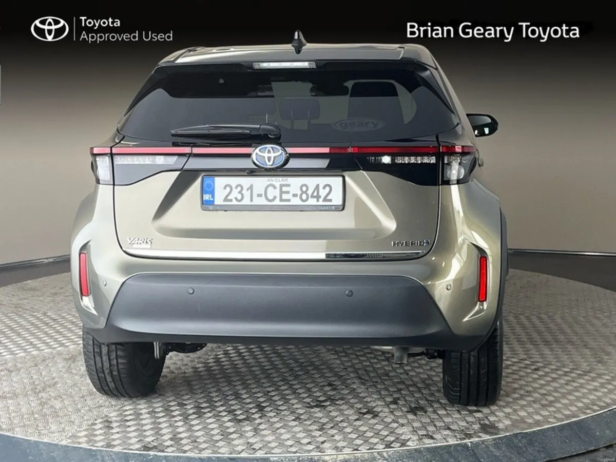 Toyota Yaris Cross LUNA SPORT Hybrid - Image 4