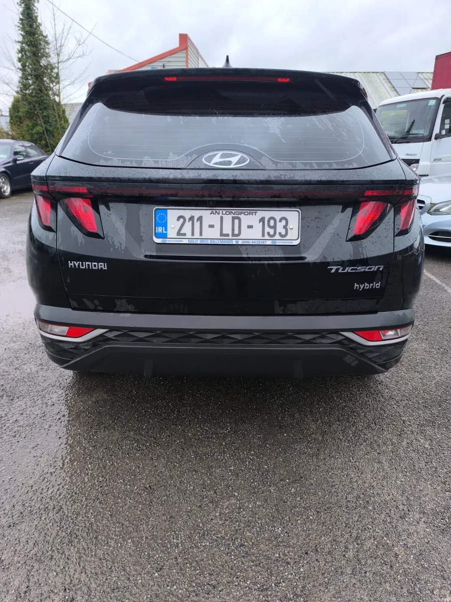 211 Hyundai Tucson 1.6 HYBRID.AUTOMATIC - Image 2