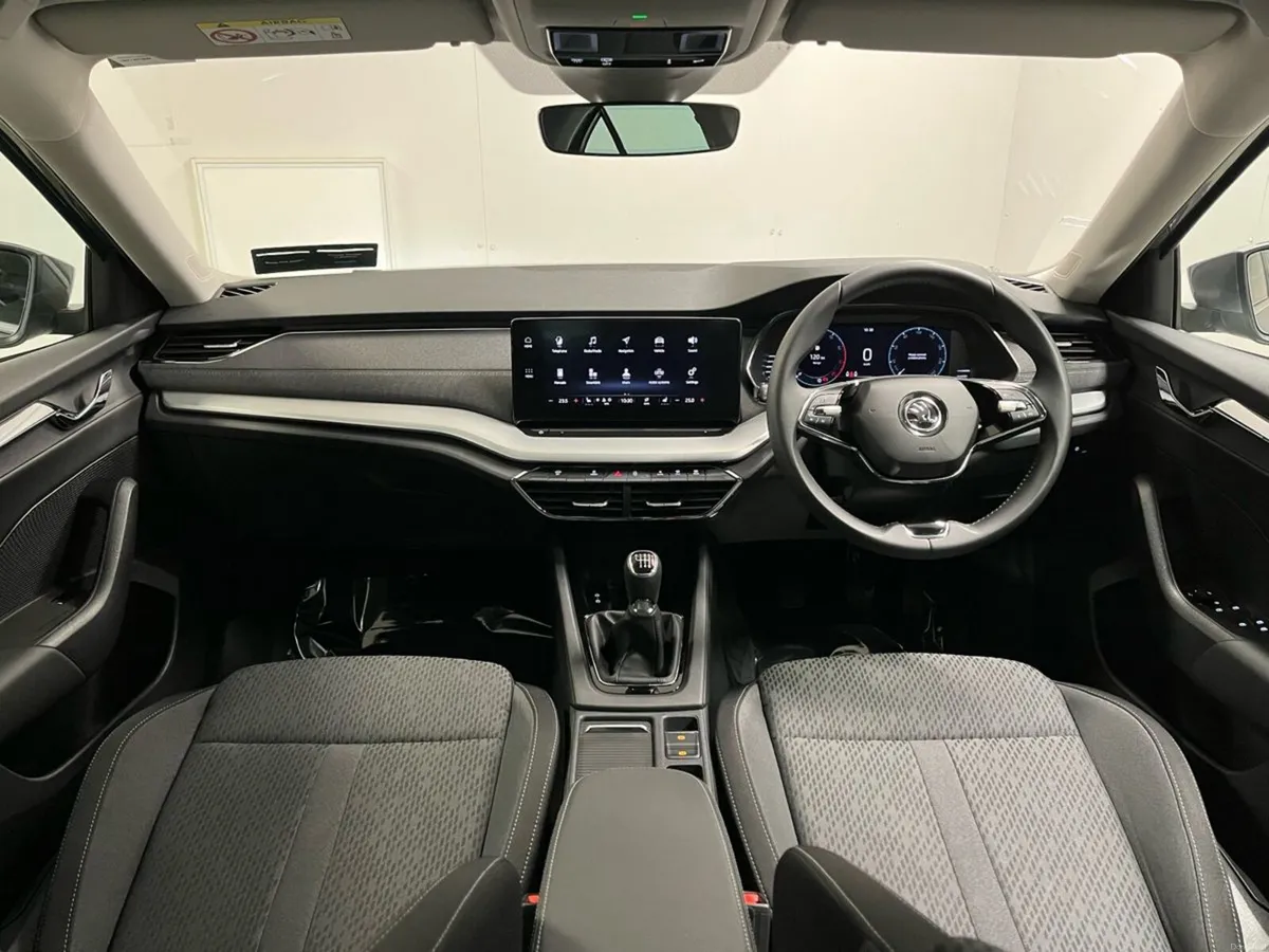 Skoda Octavia Style 1.0TSI 110BHP - Reversing Came - Image 4