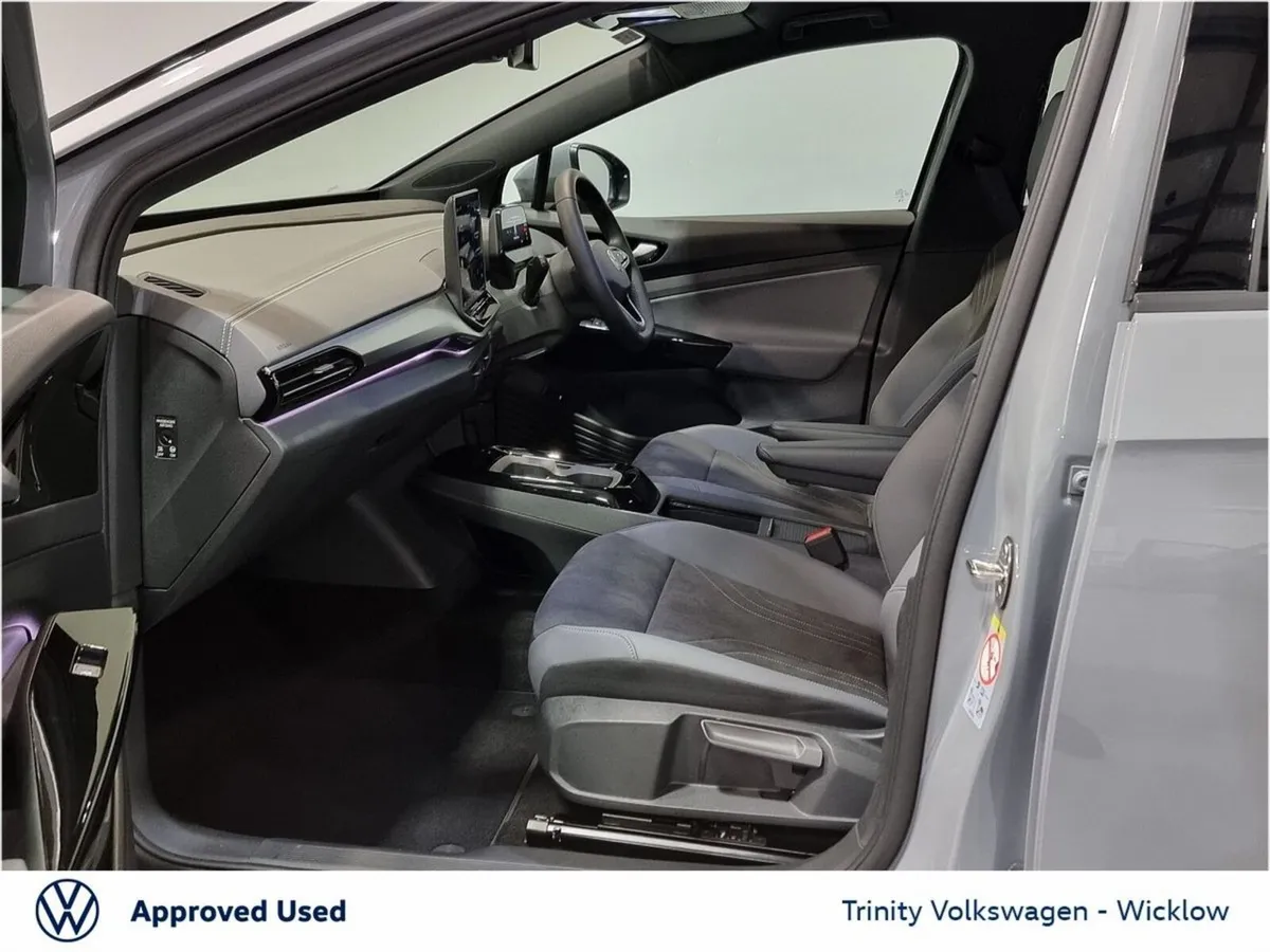 Volkswagen ID.5 ** PRO PLUS ** 77kWh ** 286BHP ** - Image 4