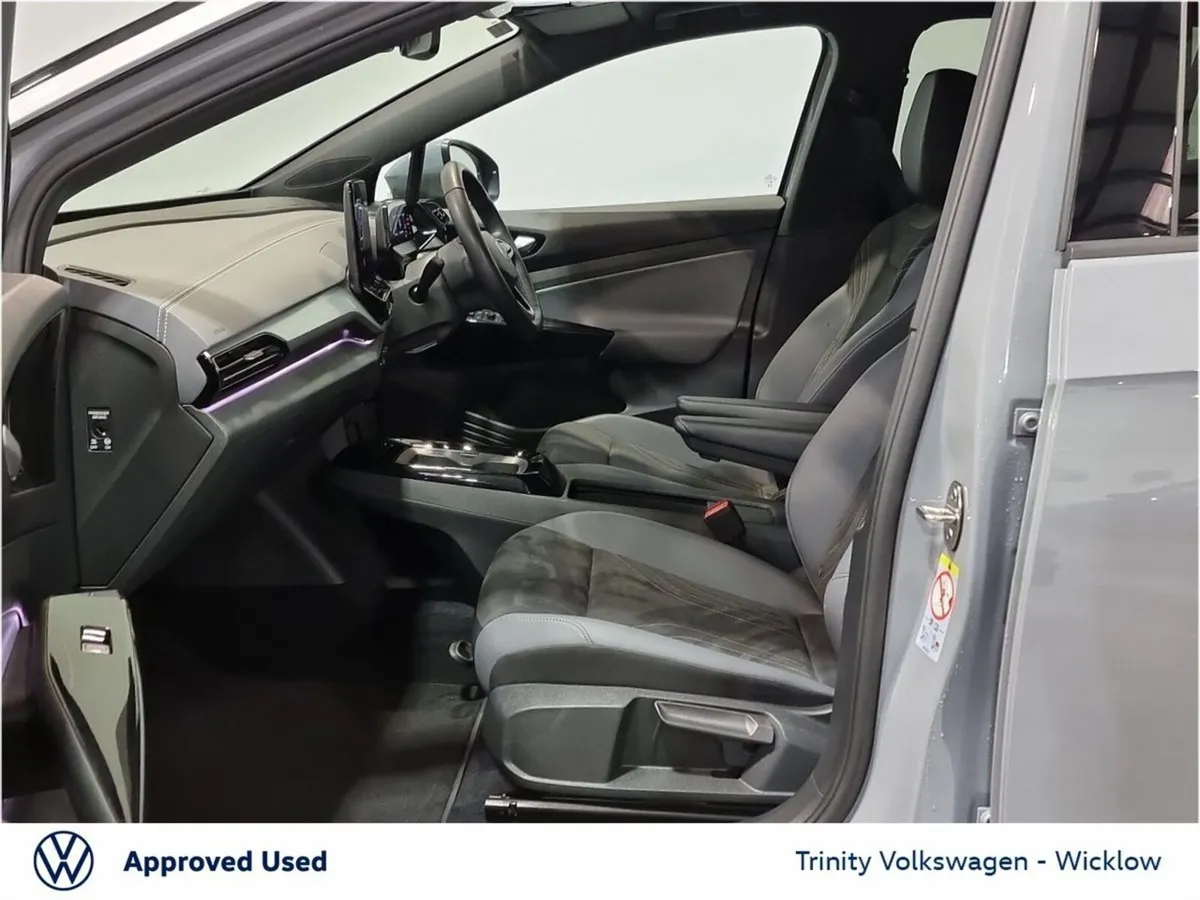 Volkswagen ID.5 ** PRO BUSINESS ** 77kWh ** 174 BH - Image 4