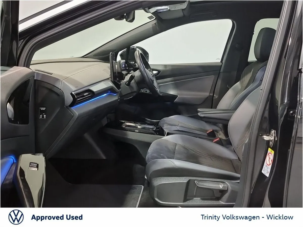 Volkswagen ID.5 ** PRO STYLE *** 77kWh ** 174BHP * - Image 4