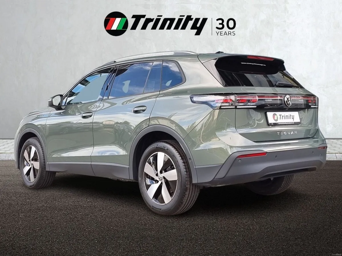 Volkswagen Tiguan ** AVAILABLE FOR 2026 ** EDITION - Image 3