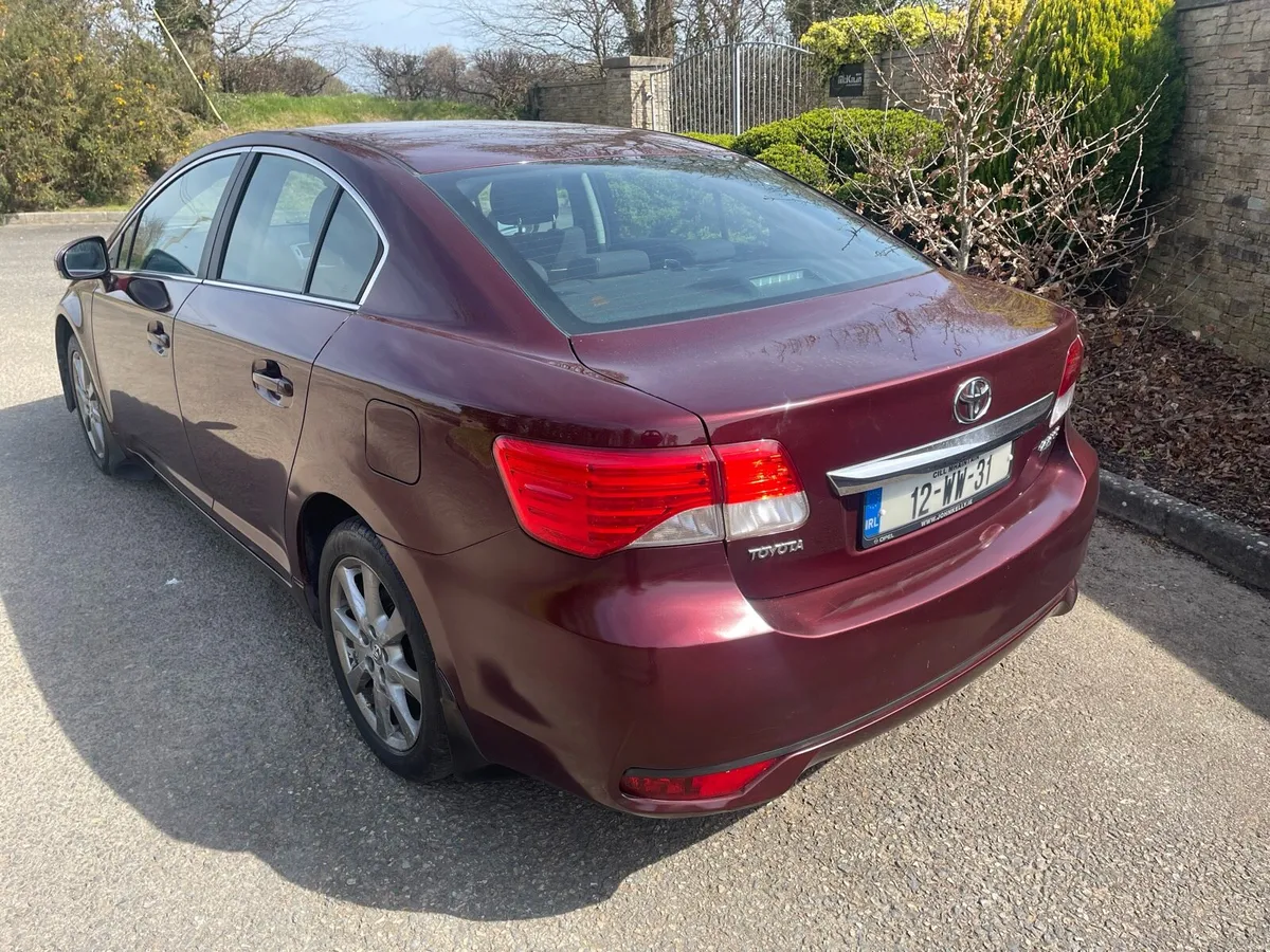 12 Toyota Avansis 2.0 Dsl Nct 5/26 €1895 - Image 2