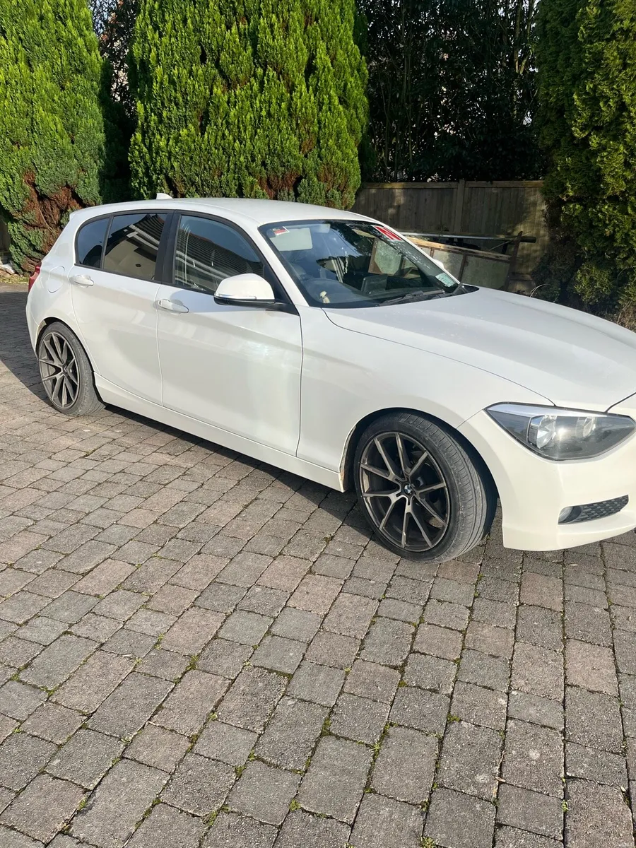 BMW series 1 116D 2014 - Image 2
