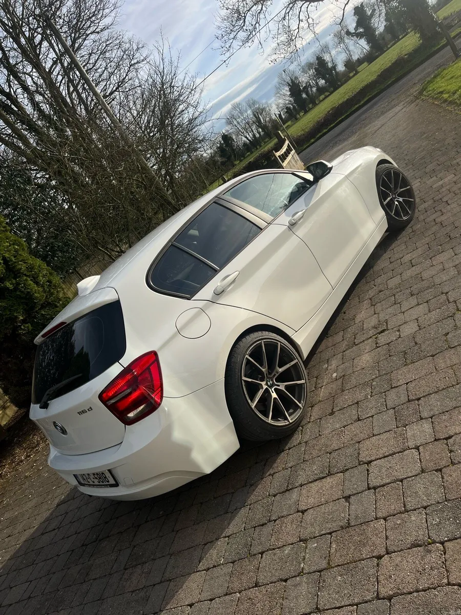 BMW series 1 116D 2014 - Image 1