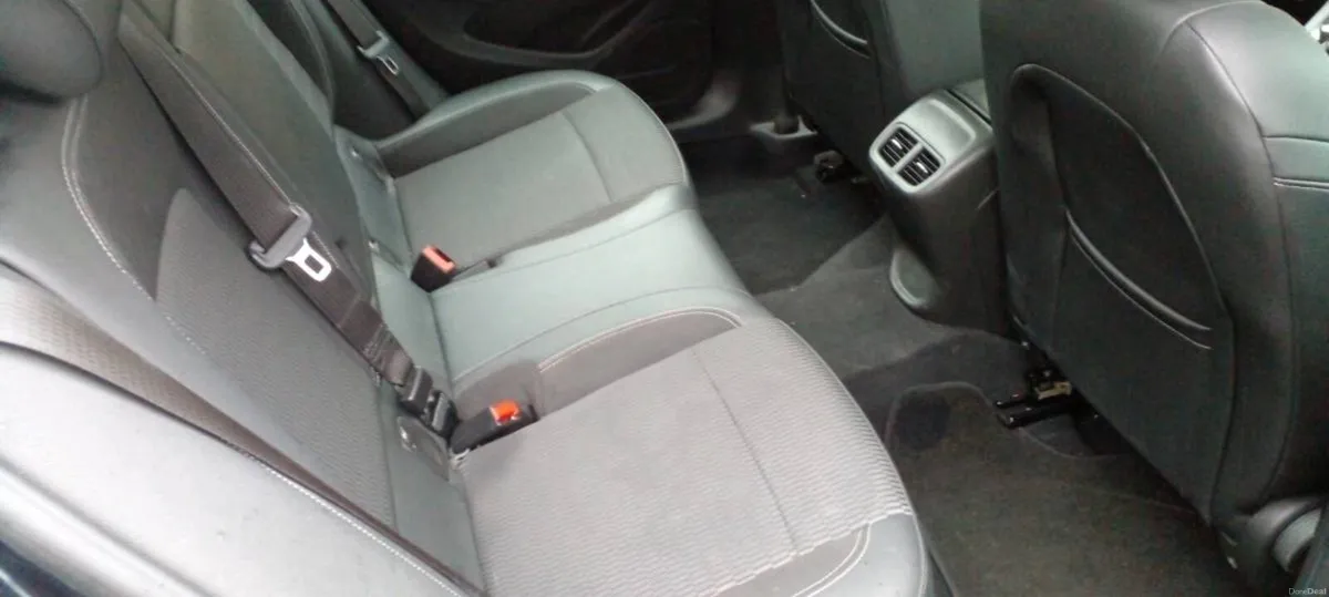 Opel insignia - Image 4