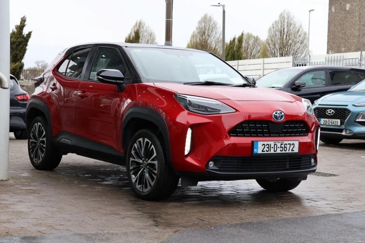 Toyota Yaris Cross 1.5 Hybrid Sol, Low Mileage - Image 1