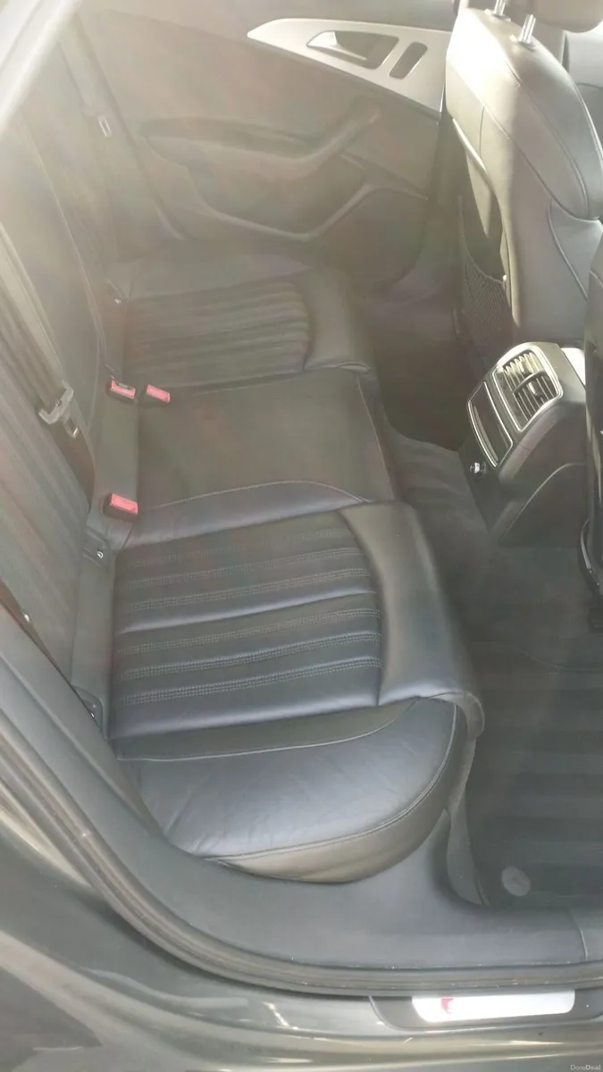 Audi A6 2012 - Image 2