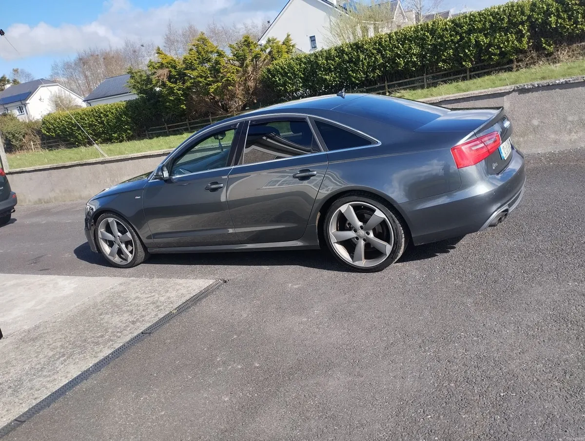 Audi A6 2012 - Image 1