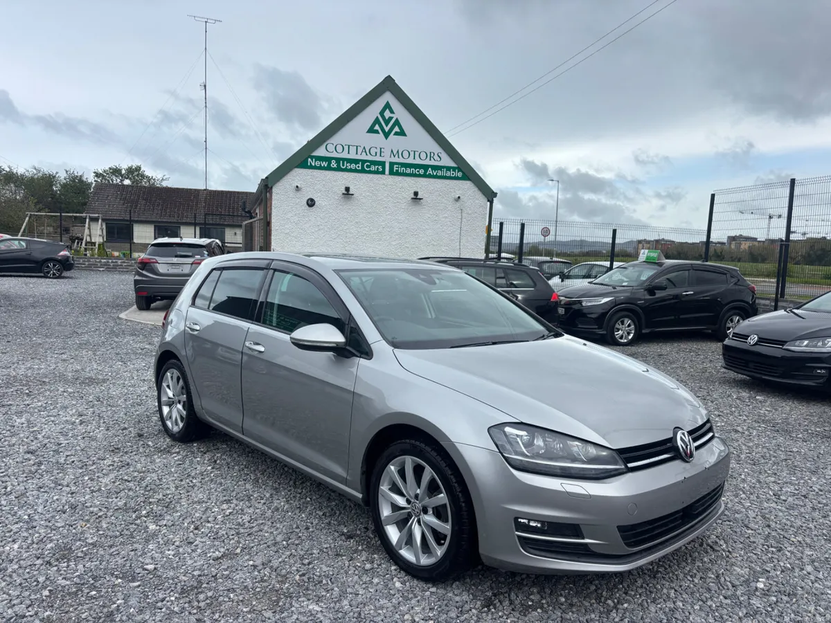 Volkswagen Golf 1.2 Tsi Auto Comfortline LOW MILES - Image 3