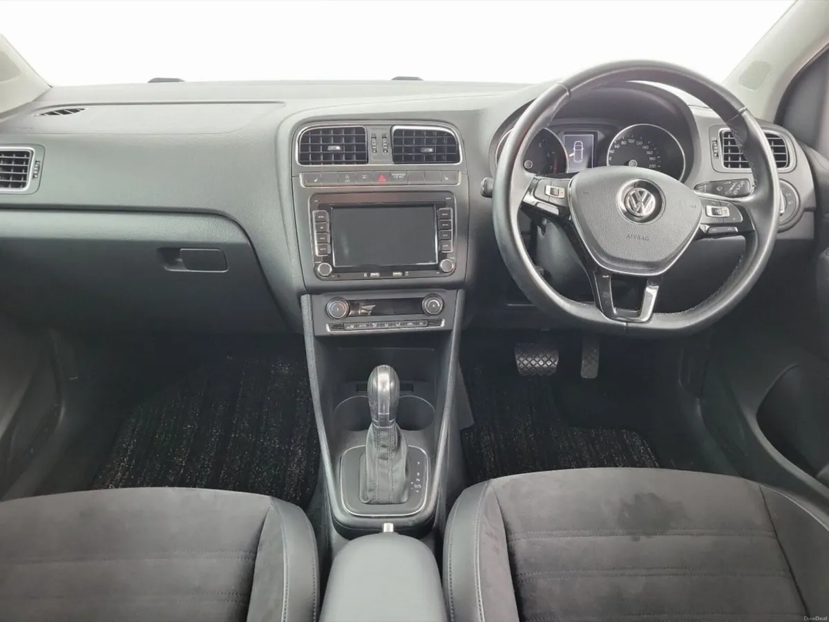 Volkswagen Polo TSI HIGHLINE **HIGH SPEC** - Image 4