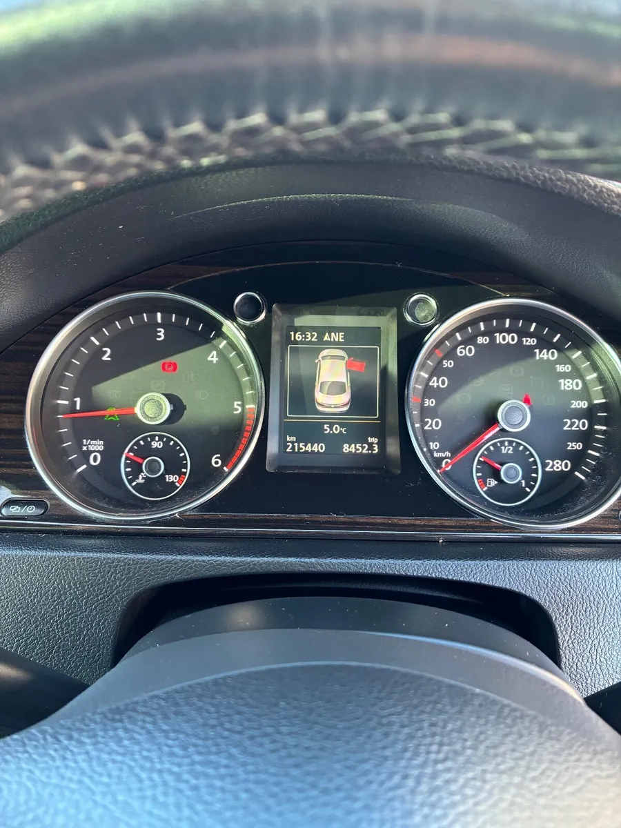 Volkswagen CC SPORT 2.0 TDI MANUAL 6SPEED FWD BLUE - Image 2