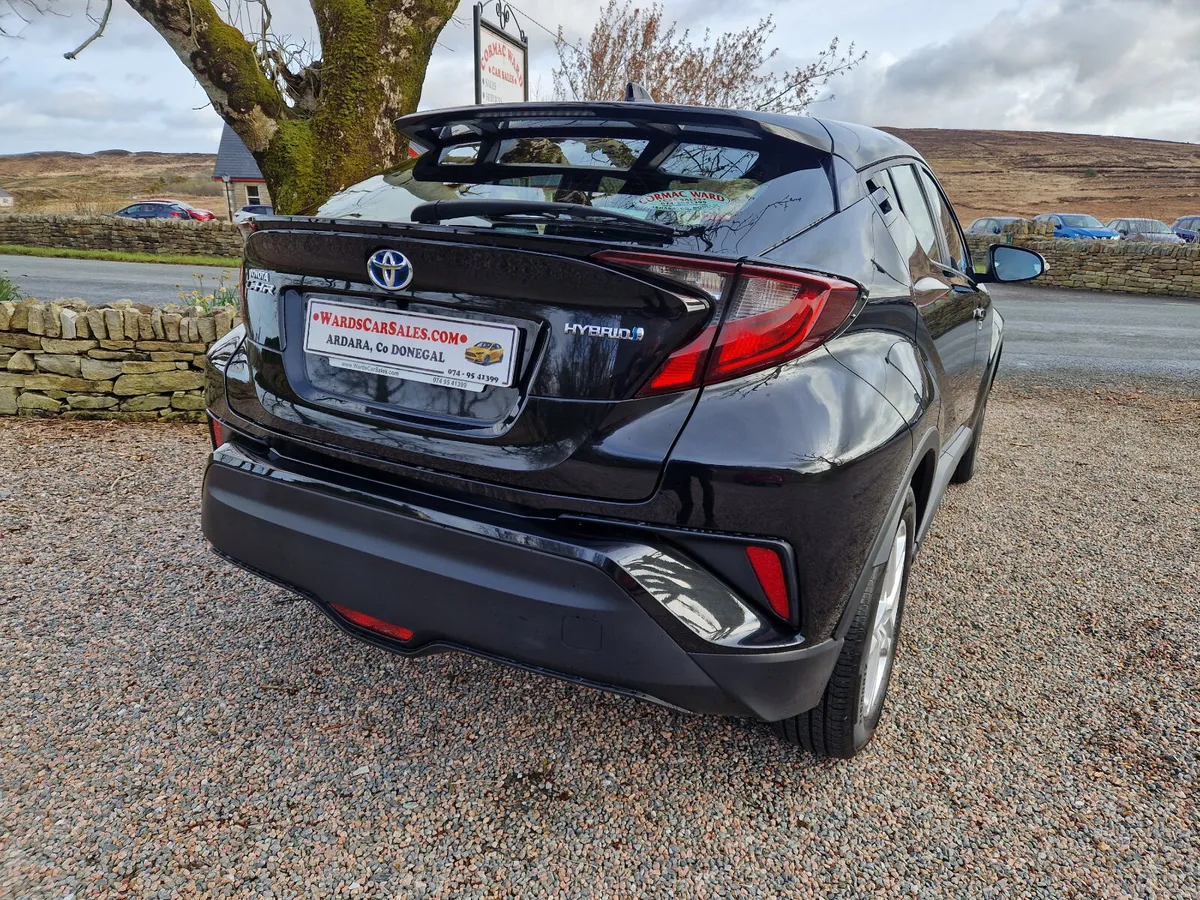 Toyota C-HR 2021 - Image 4