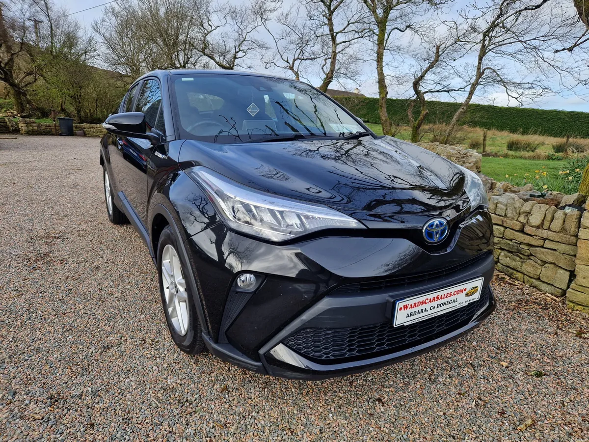 Toyota C-HR 2021 - Image 2