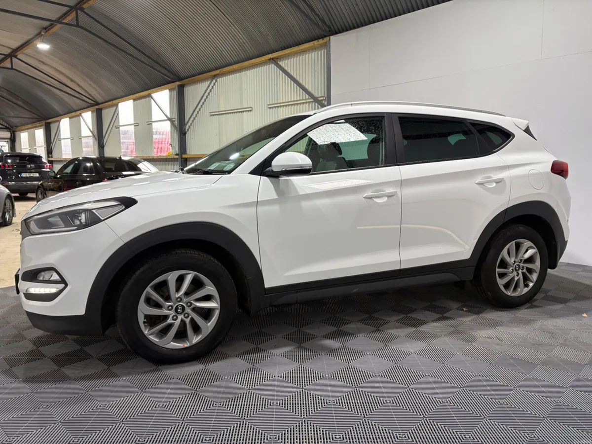Hyundai Tucson Executive 1.7 Auto NCT 06/28 - Image 4