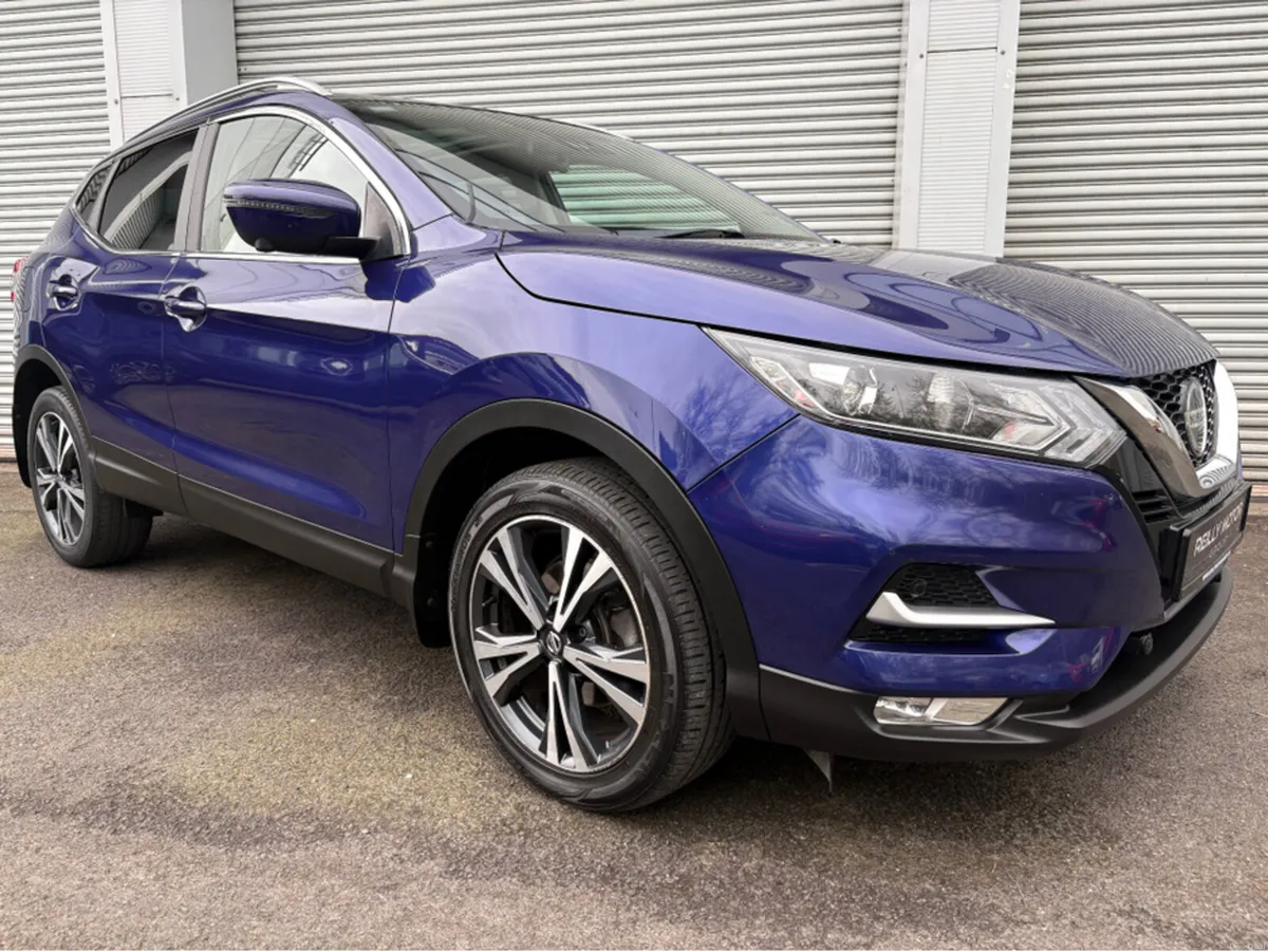 Nissan Qashqai 1.3 PETROL SV PREMIUM - Image 1