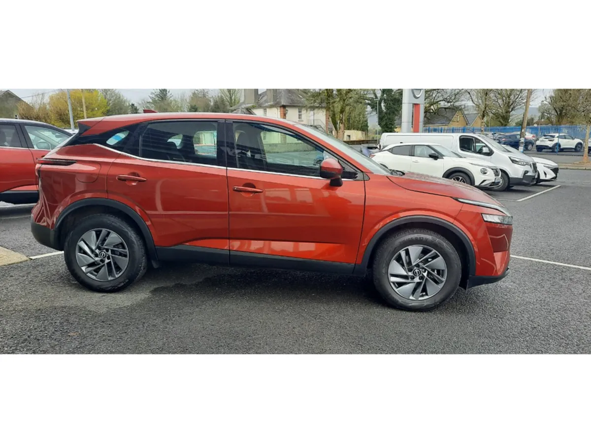 Nissan Qashqai QQ 1.3 HYB SV MY2.75 4DR - Image 4