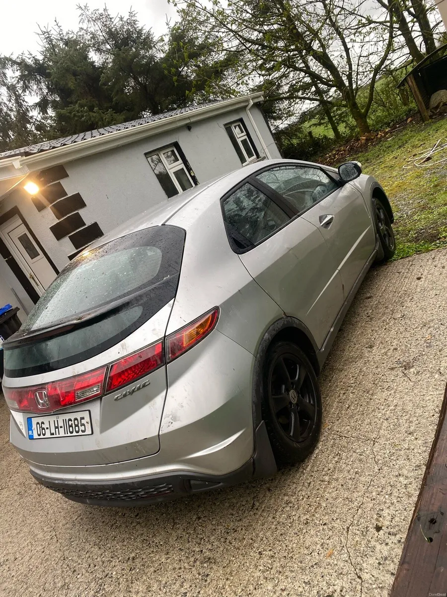 Honda Civic 1.3 just passed nct - Image 1