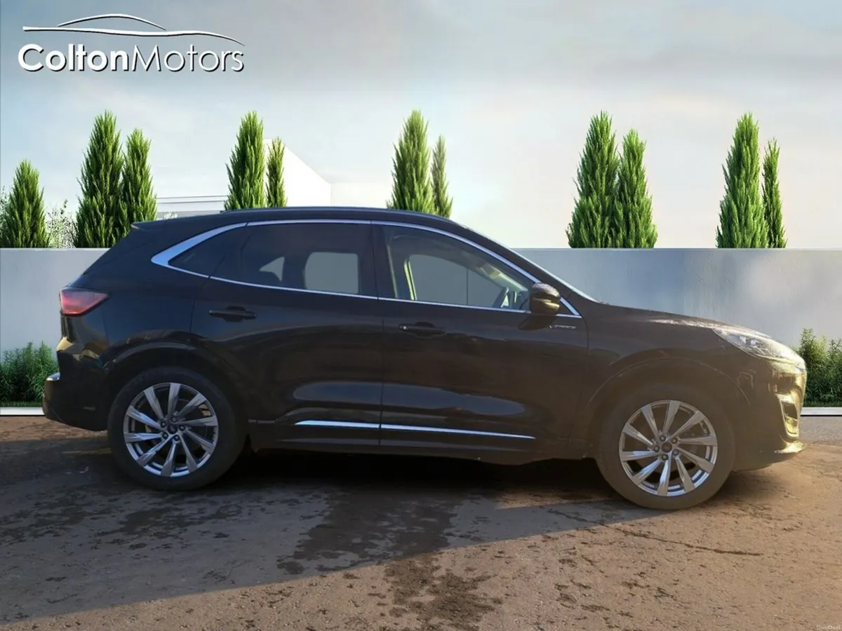 Ford Kuga Plug in Hybrid // Vignale Auto - Image 4