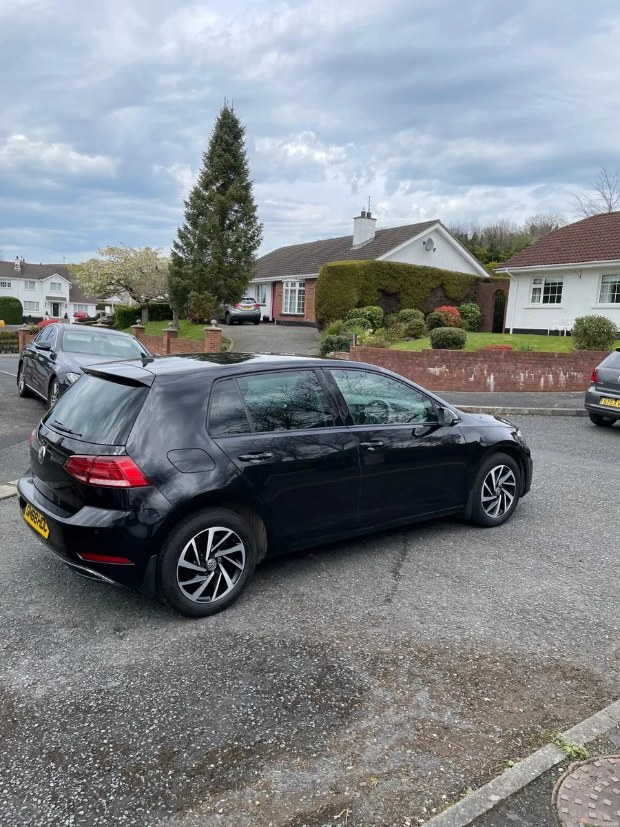 Volkswagen Golf 2019 - Image 1