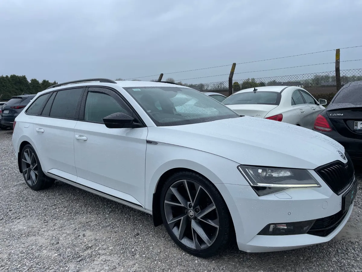 Skoda Superb Sportline - Image 2