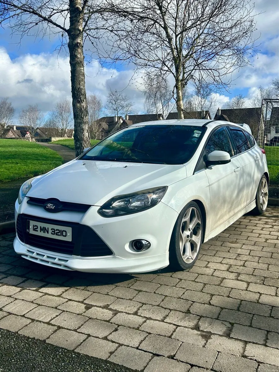 Ford Focus 1.0 Ecoboost - Image 1