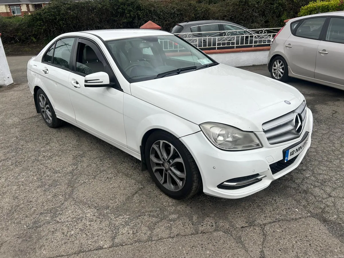 Mercedes-Benz C-Class 2012 - Image 2
