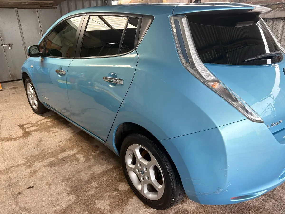 Nissan Leaf - Image 4