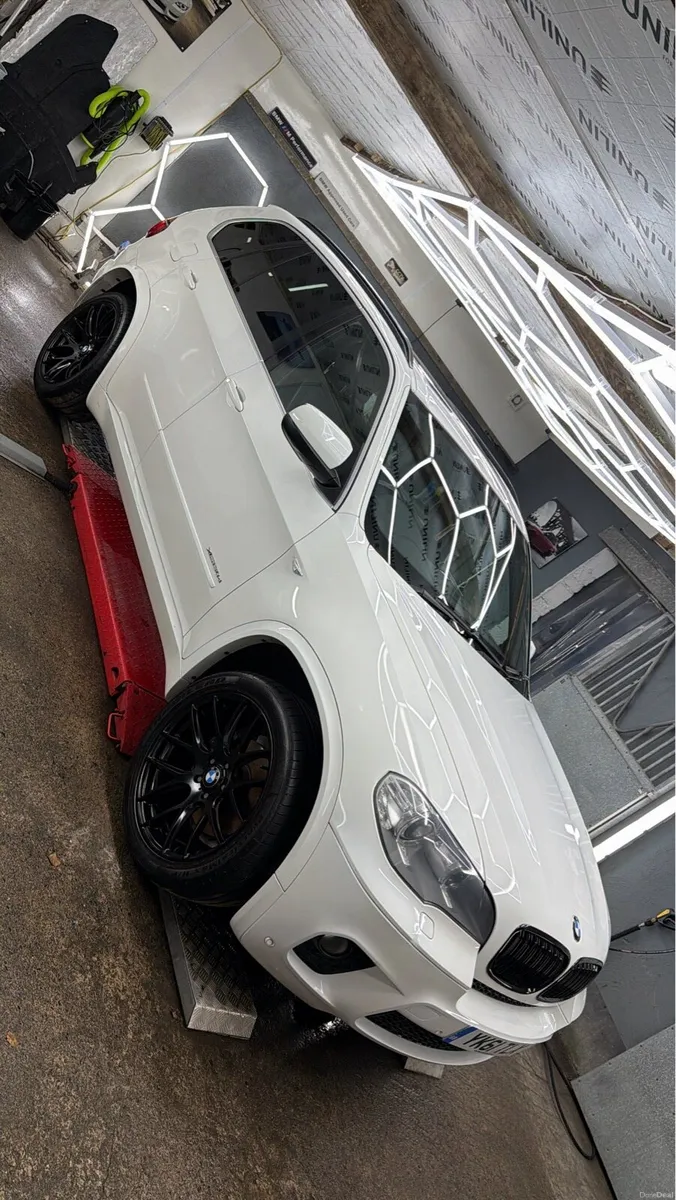 2011 BMW X5 3.0D MSPORT LCI PAN ROOF - Image 4