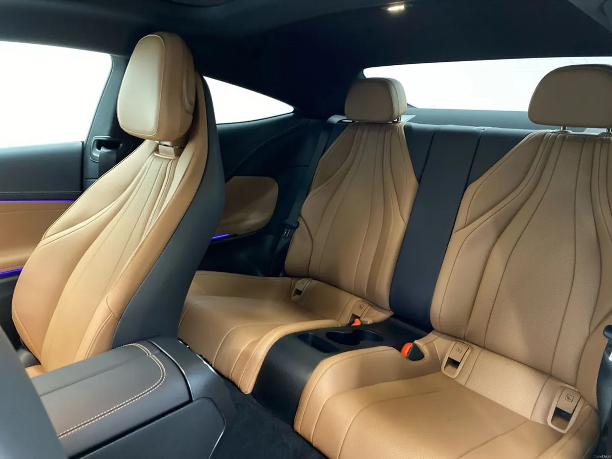 Mercedes-Benz CLE CLE 300 e COUPE AMG LINE PLUS PH - Image 4