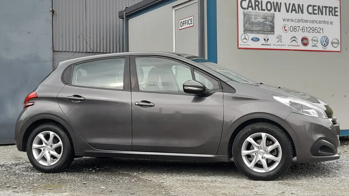 182 Peugeot 208 1.2 PureTech 68bhp Active 5 dr - Image 2