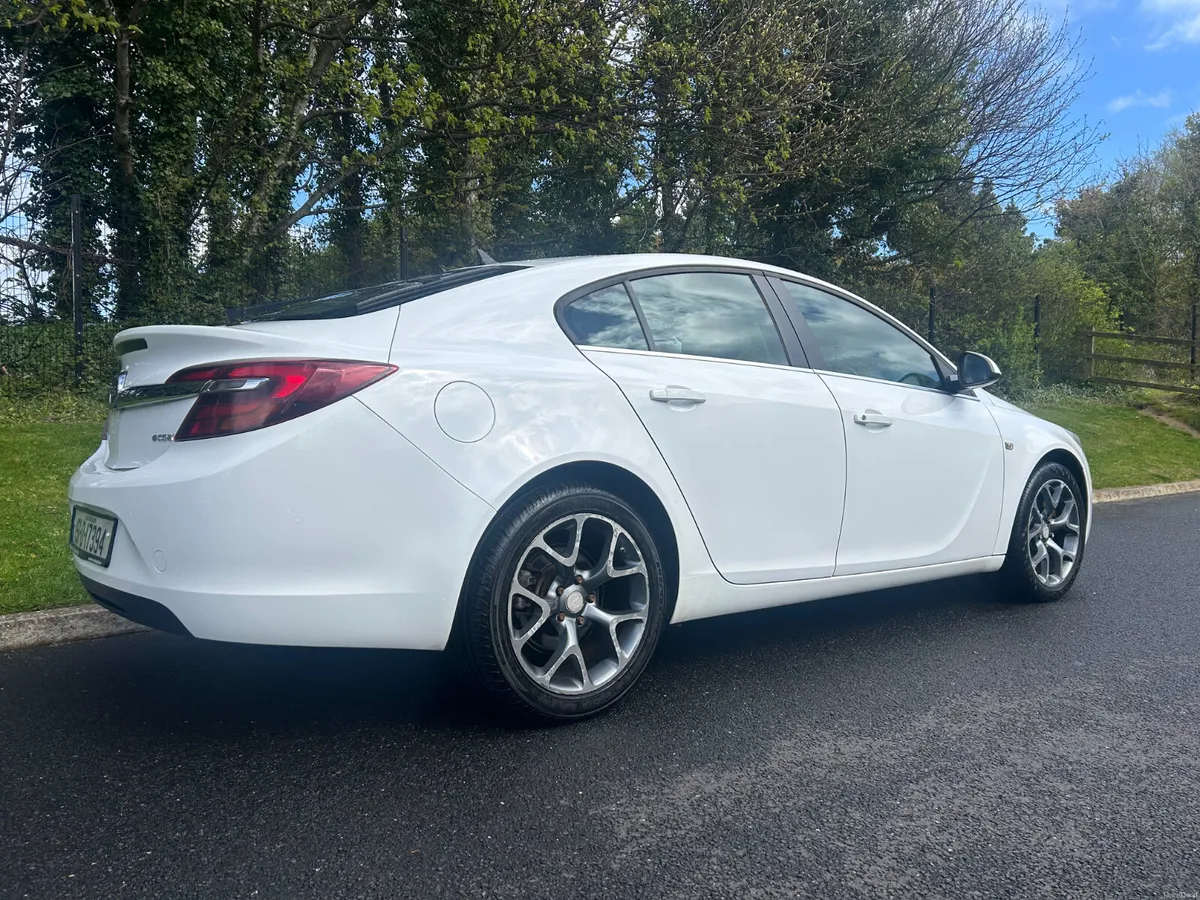 Opel Insignia 2015(NCT 06/27. TAX 09/26) - Image 2