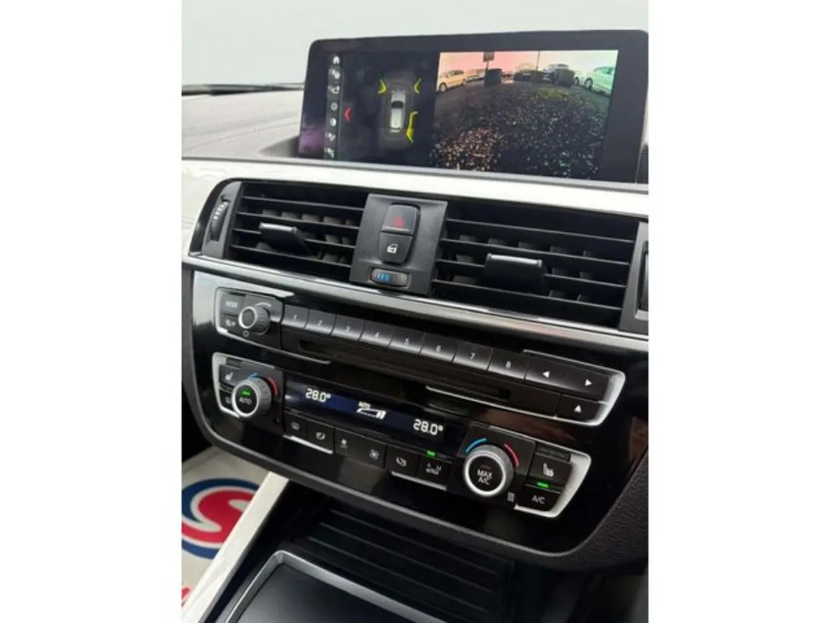 BMW 1-Series 118D STYLE Automatic, Reversing camer - Image 2