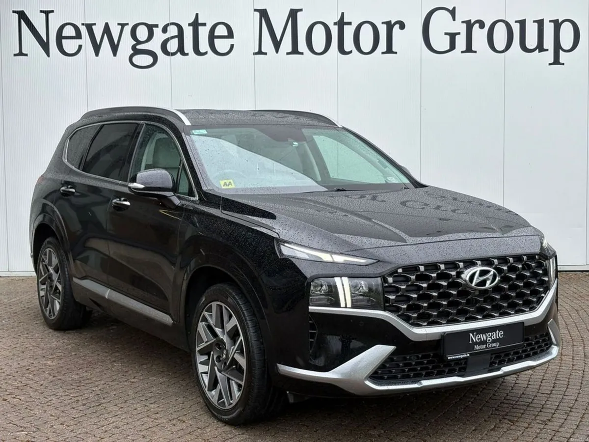 Hyundai Santa Fe Executive Plus 2WD DCT 5DR AUT - Image 3