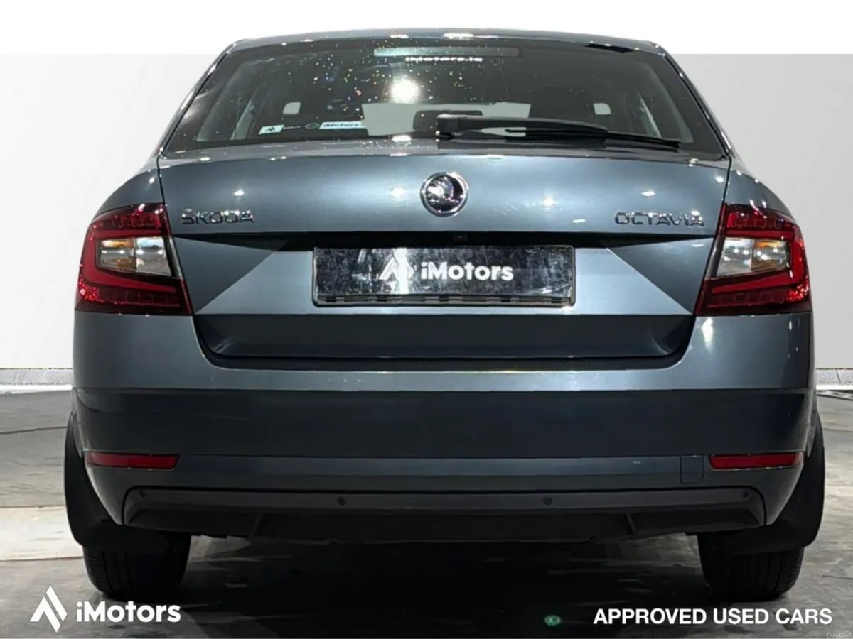 Skoda Octavia AMB 1.0tsi 115HP 4DR - Image 4