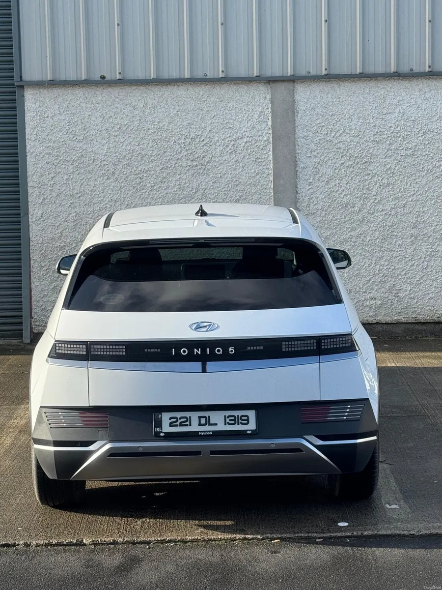2022 Hyndai Ioniq 5 Executive - Image 4