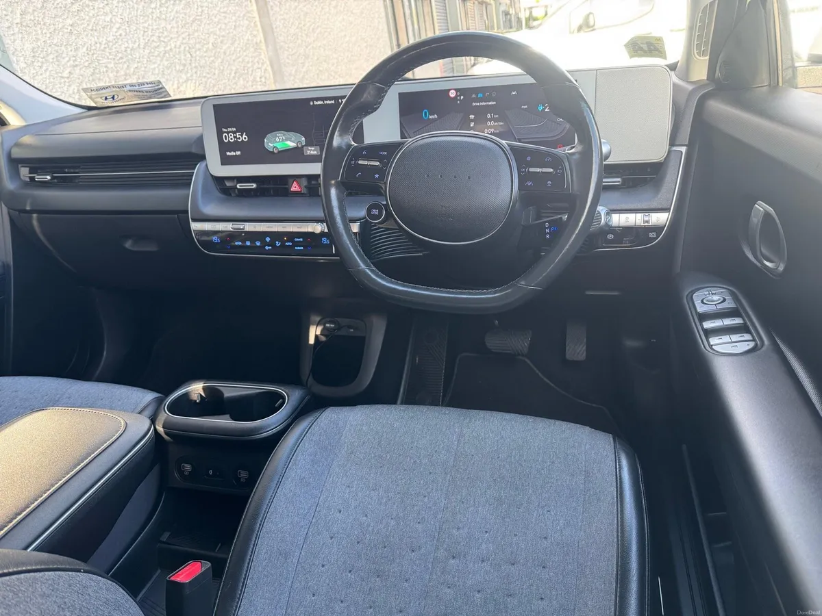 2022 Hyndai Ioniq 5 Executive - Image 2