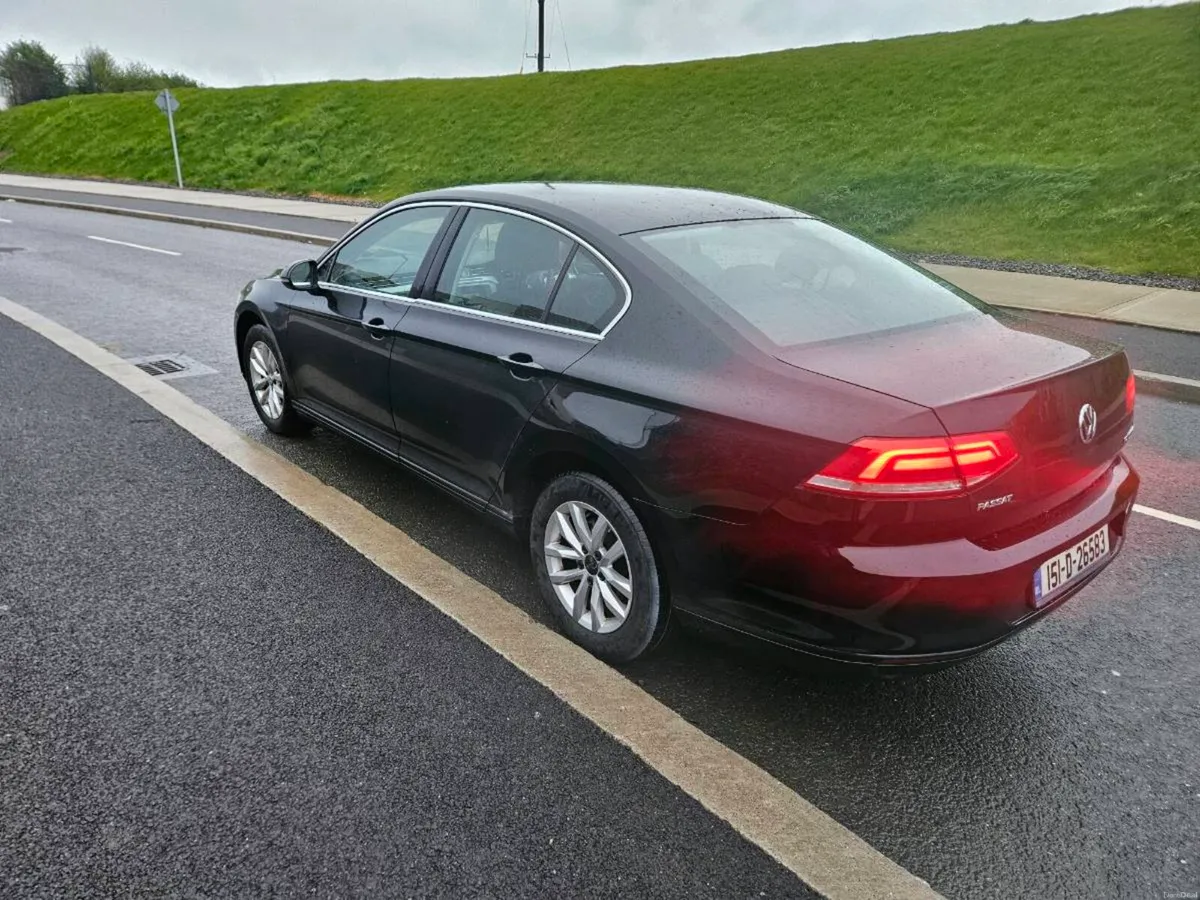 151Volkswagen Passat
NCTD 04/2027 - Image 4