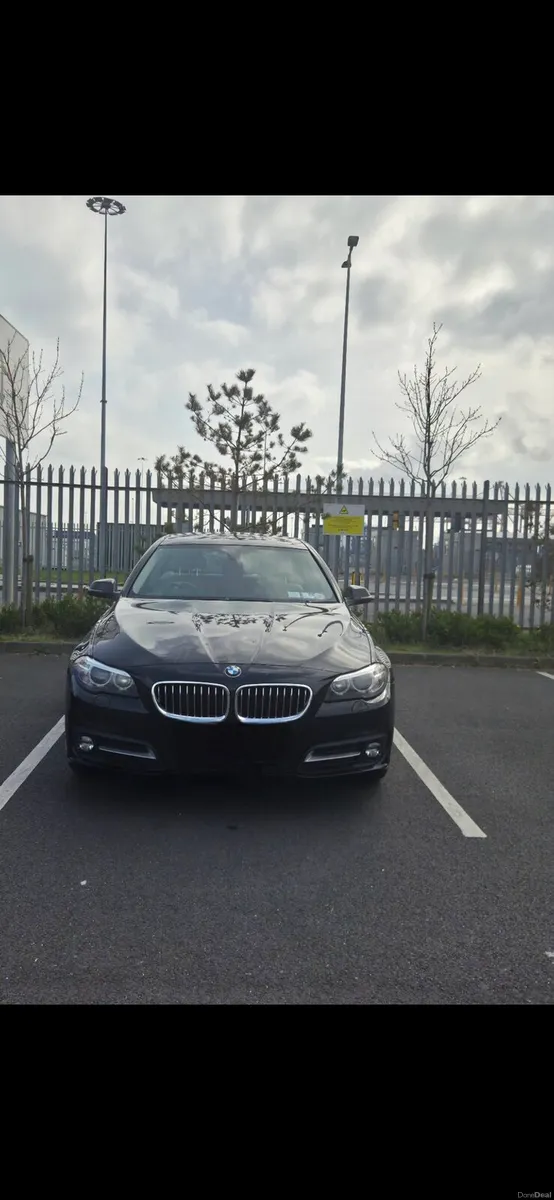 Bmw520. 2016 Auto - Image 1