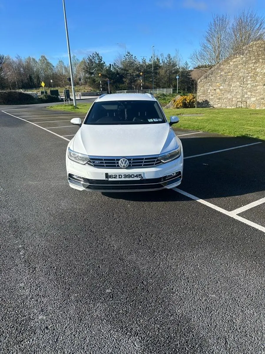 2016 R LINE Volkswagen Passat auto dsg - Image 2