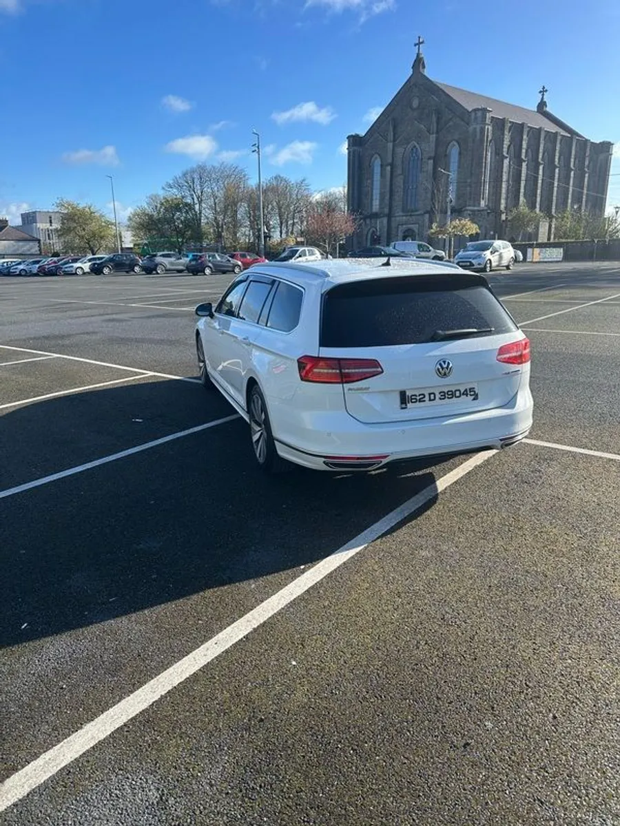 2016 R LINE Volkswagen Passat auto dsg - Image 4