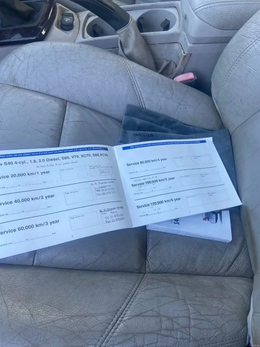 2005 Volvo S40 - Image 3