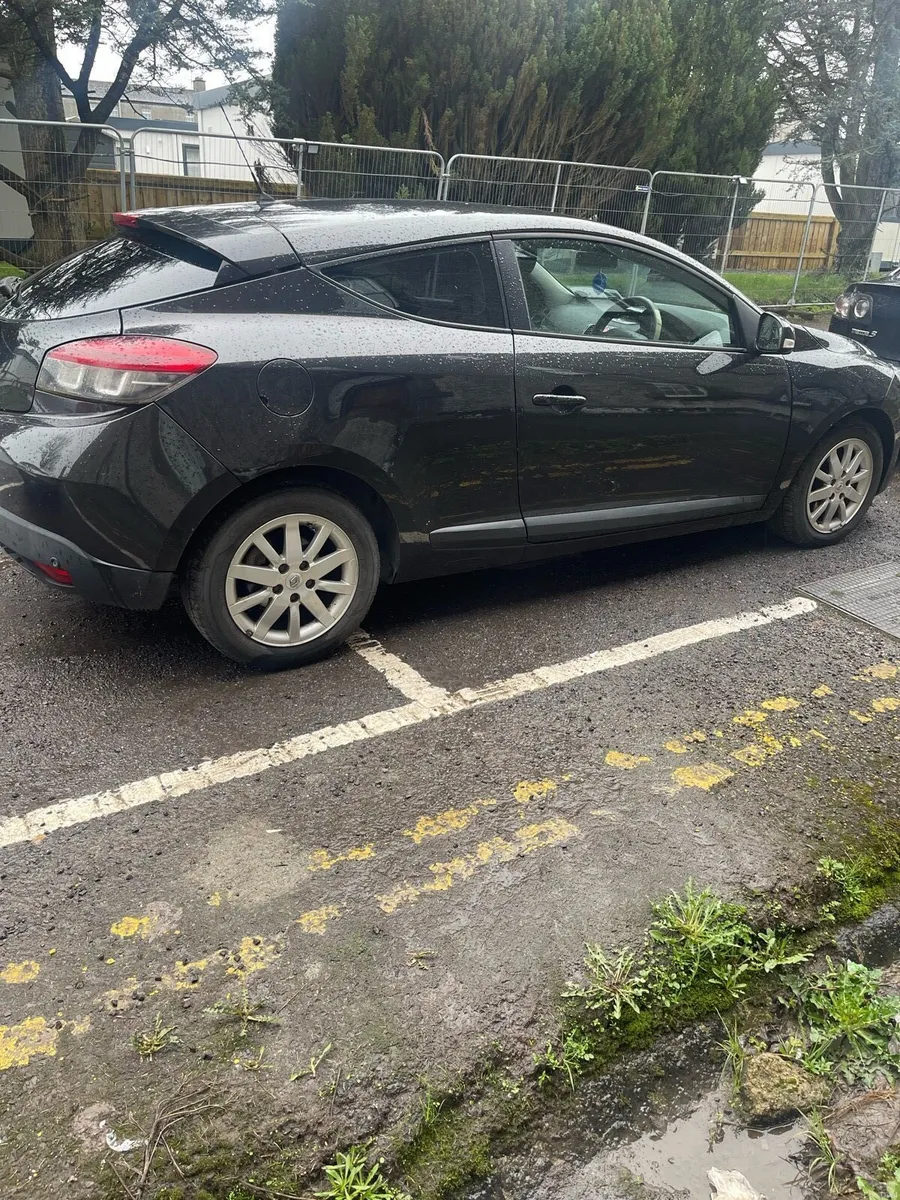 Renault Megane 2010 – Excellent Condition - Image 4