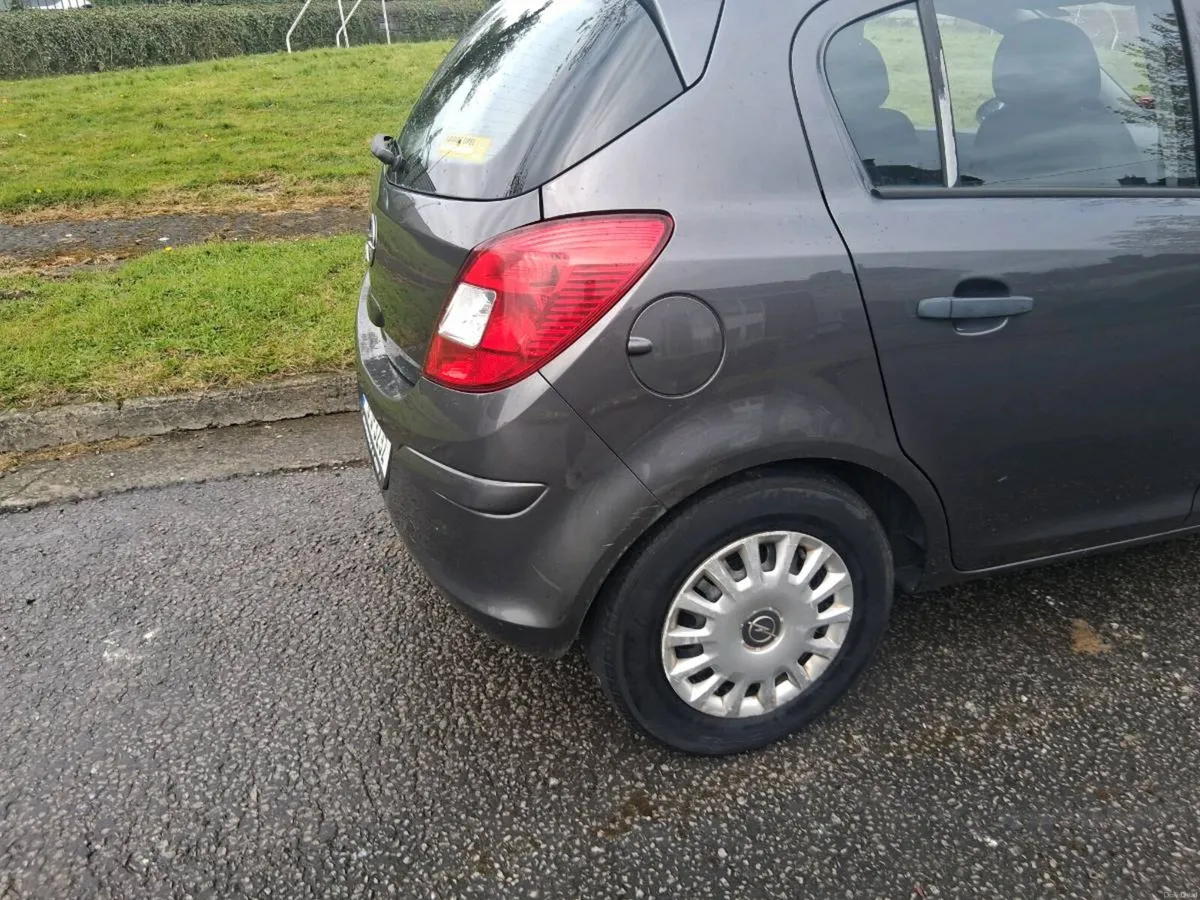 2012 corsa 61500km nct 5/27 tax 12/26 - Image 4