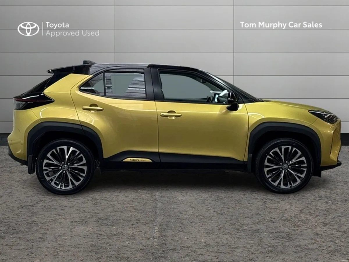 Toyota Yaris Cross SOL 1.5 HYBRID - ONE OWNER - FU - Image 3