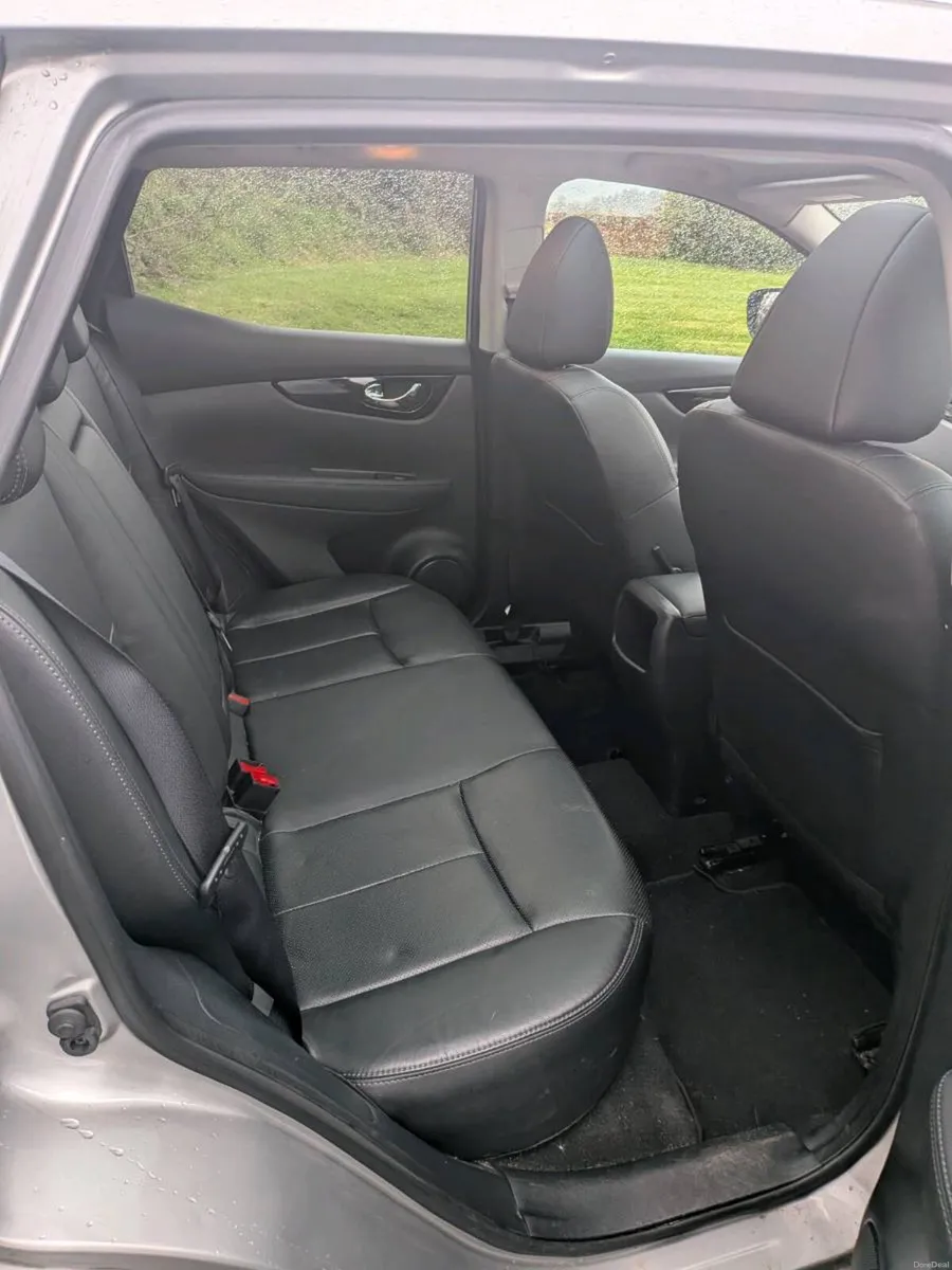 Nissan Qashqai SVE Automatic leather - Image 4