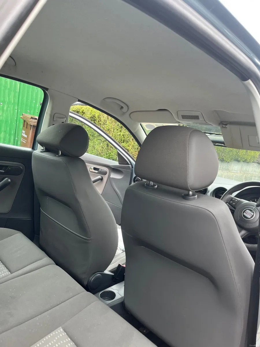 SEAT Ibiza 2005 - Image 2