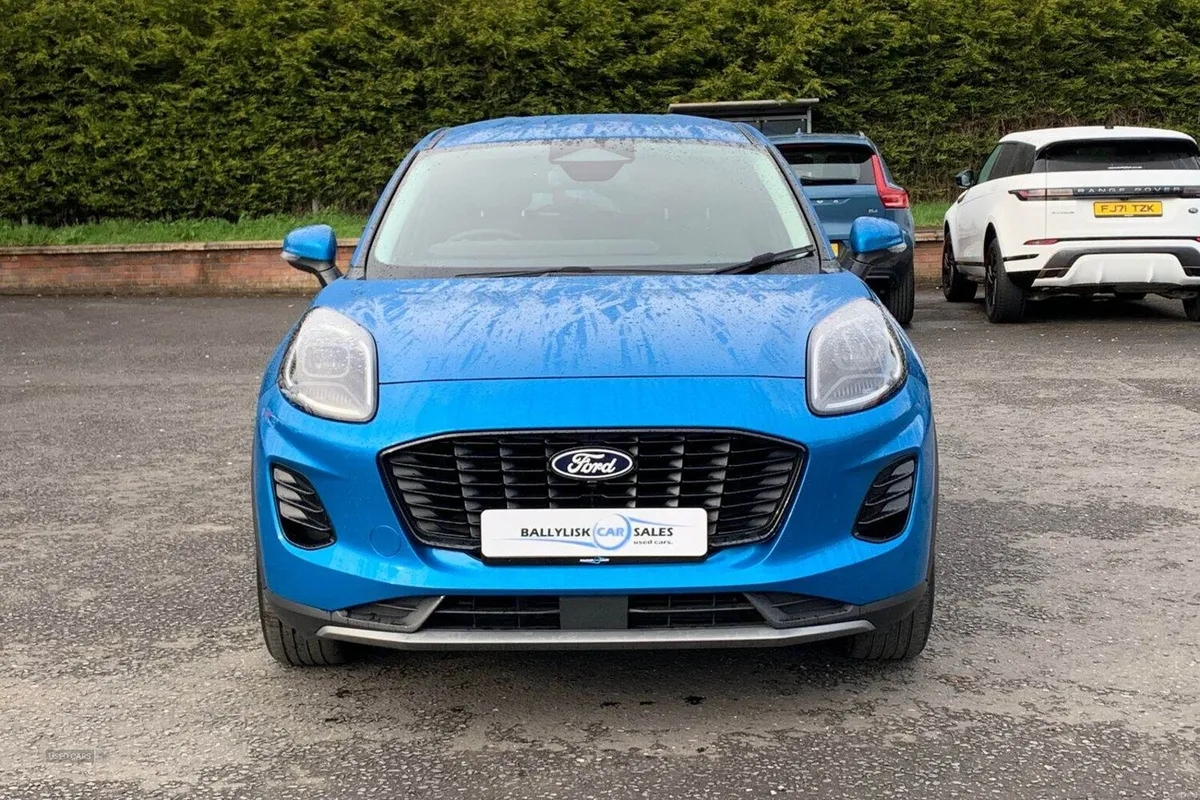 Ford Puma 1.0T 125PS Titanium in Digital Aqua Blue - Image 4