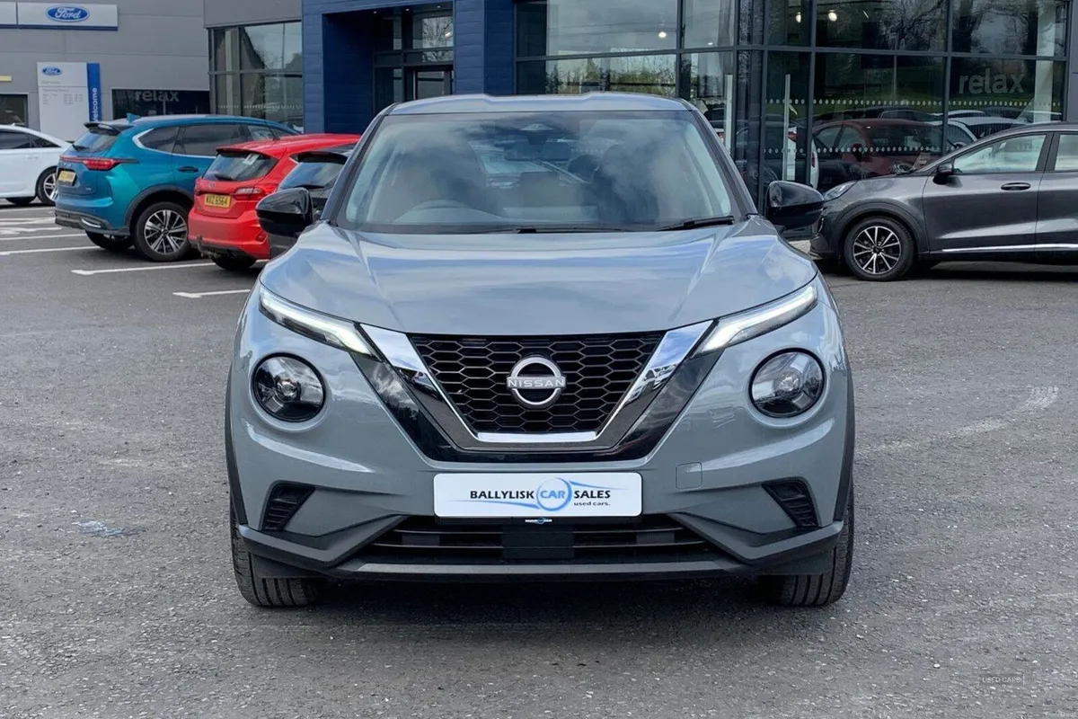 Nissan Juke 1.0 DIG-T 114PS Acenta Premium Auto in - Image 4